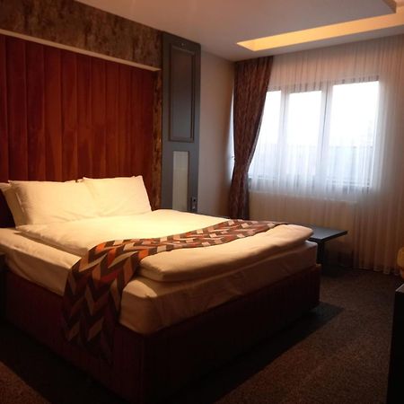 Grand Dora Hotel Ankara Zewnętrze zdjęcie